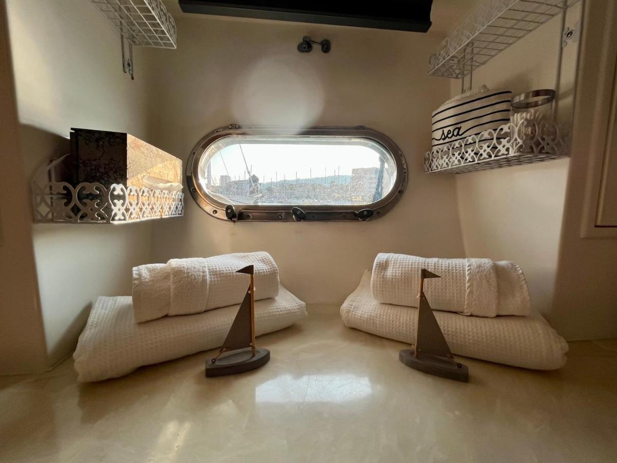 Navi Yacht A Sete, 2 A 8 Couchages, Privatif Hotel Exterior photo
