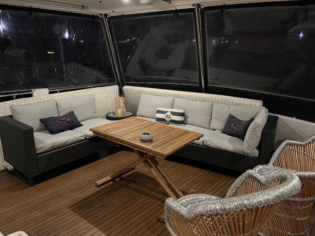 Navi Yacht A Sete, 2 A 8 Couchages, Privatif Hotel Exterior photo