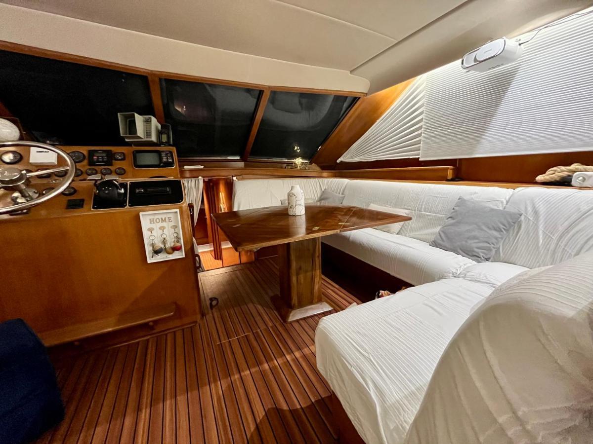 Navi Yacht A Sete, 2 A 8 Couchages, Privatif Hotel Exterior photo